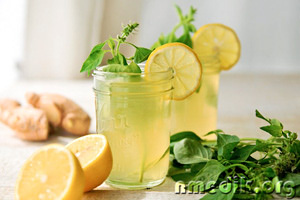 Лимонный сок - особенности и полезные свойства