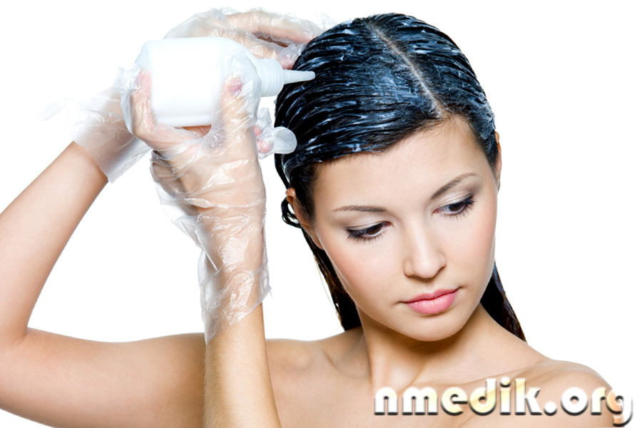 Частое окрашивание волос приводит к сухости кожи головы