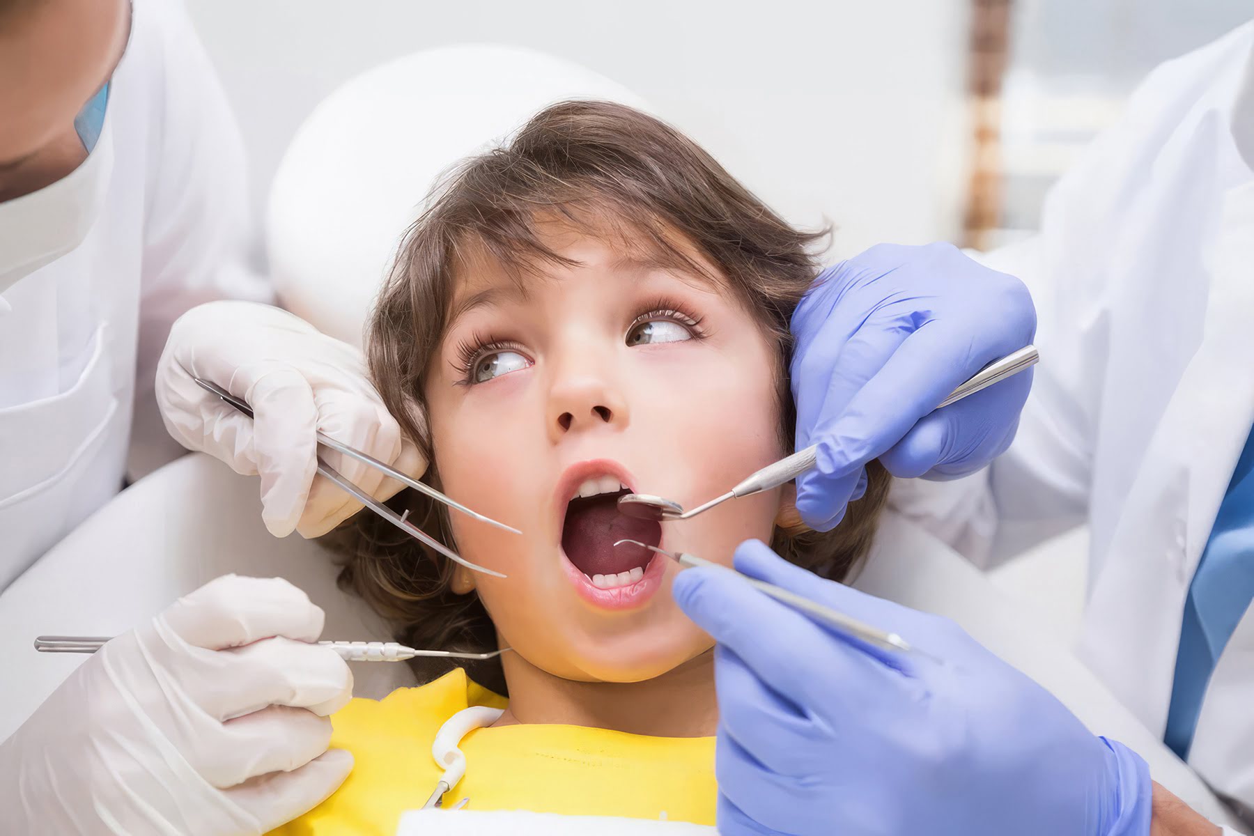 Наращивание зубов детям