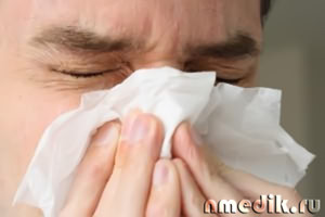Аллергический ринит или сенная лихорадка