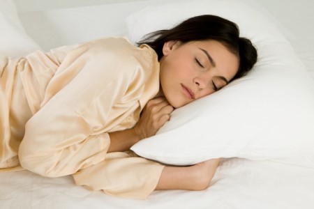 Как правильно уложить себя спать при артрите
